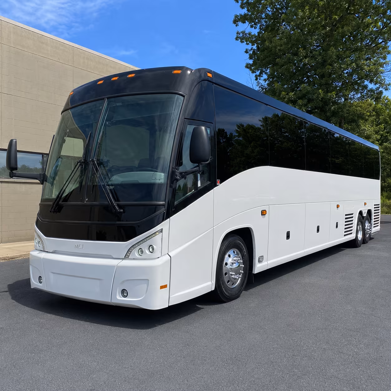 brookhaven dunwoody charter buses