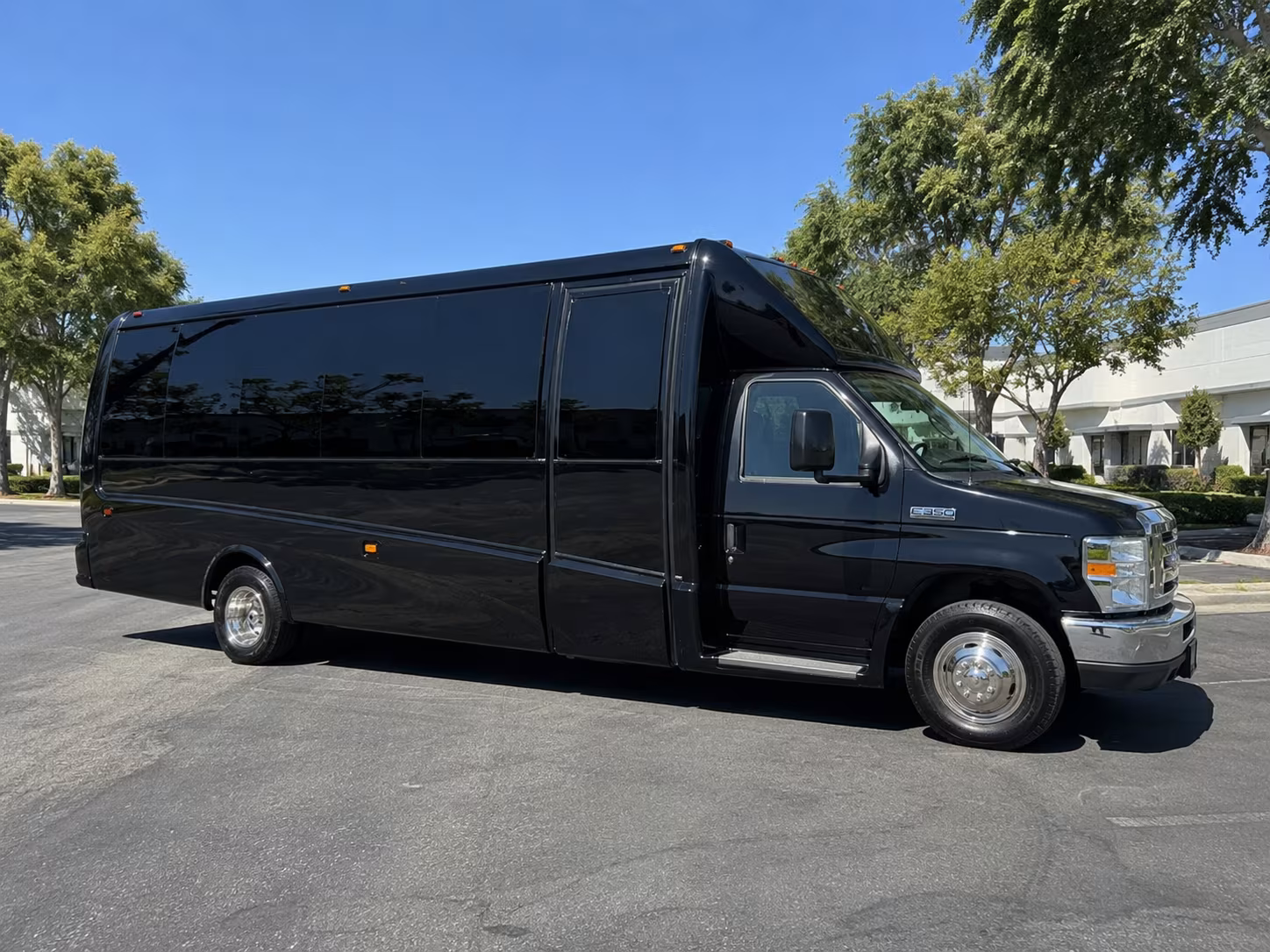 dunwoody holiday party bus rental
