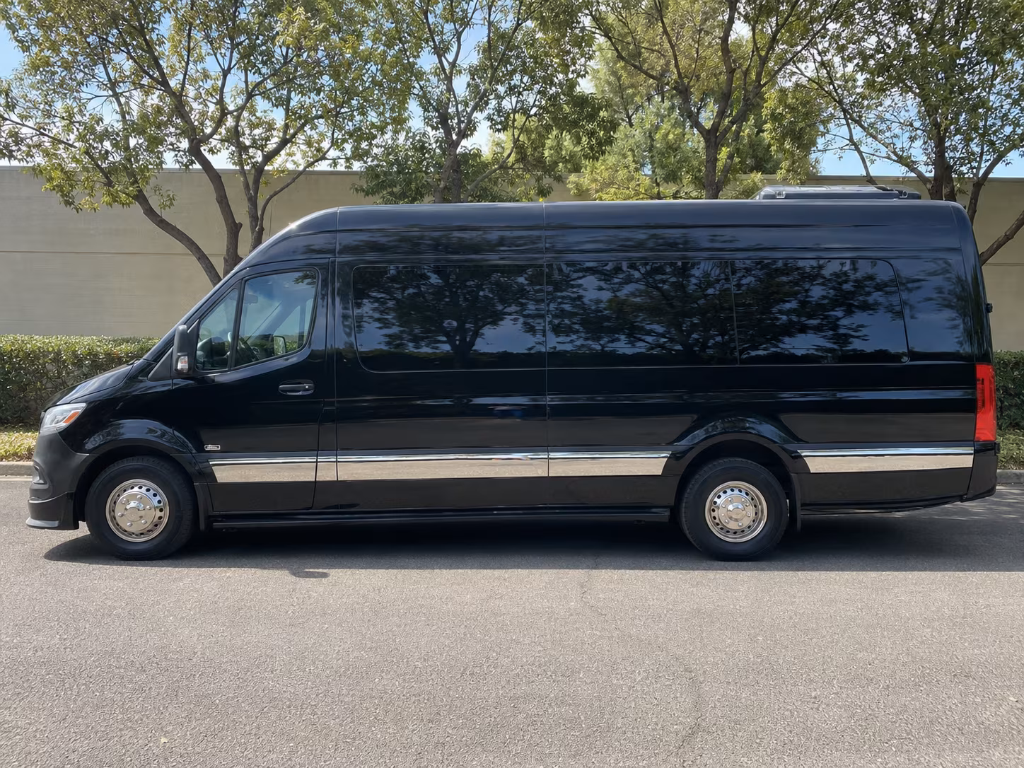 dunwoody long distance transportation onboard seating