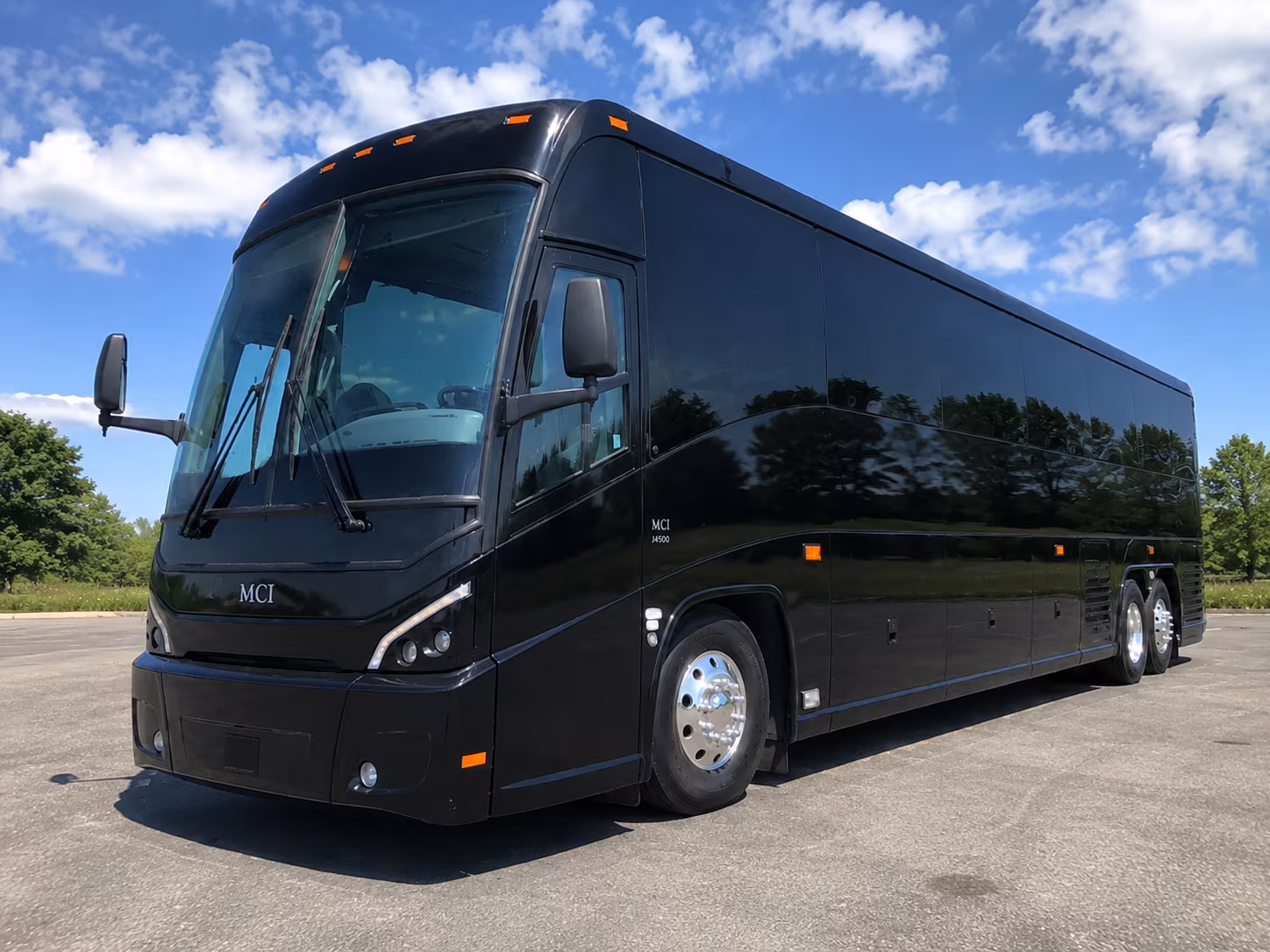 find charter buses for uga georgia tech and college football road trips from dunwoody
