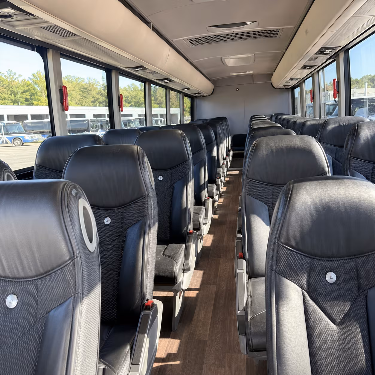 stonecrest dunwoody charter buses